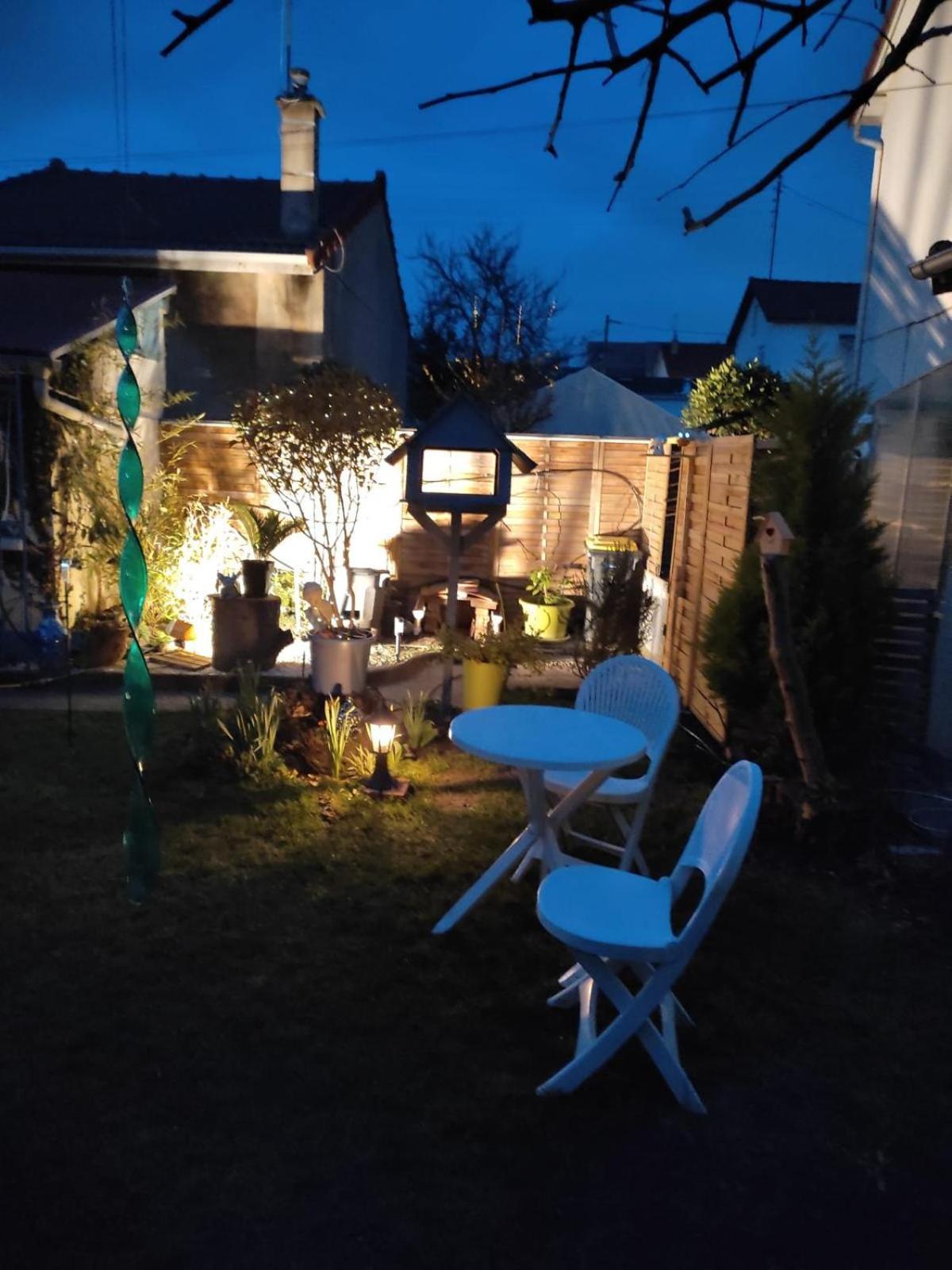 Un Deux Pieces Et Un Jardin A Villejuif Exterior foto